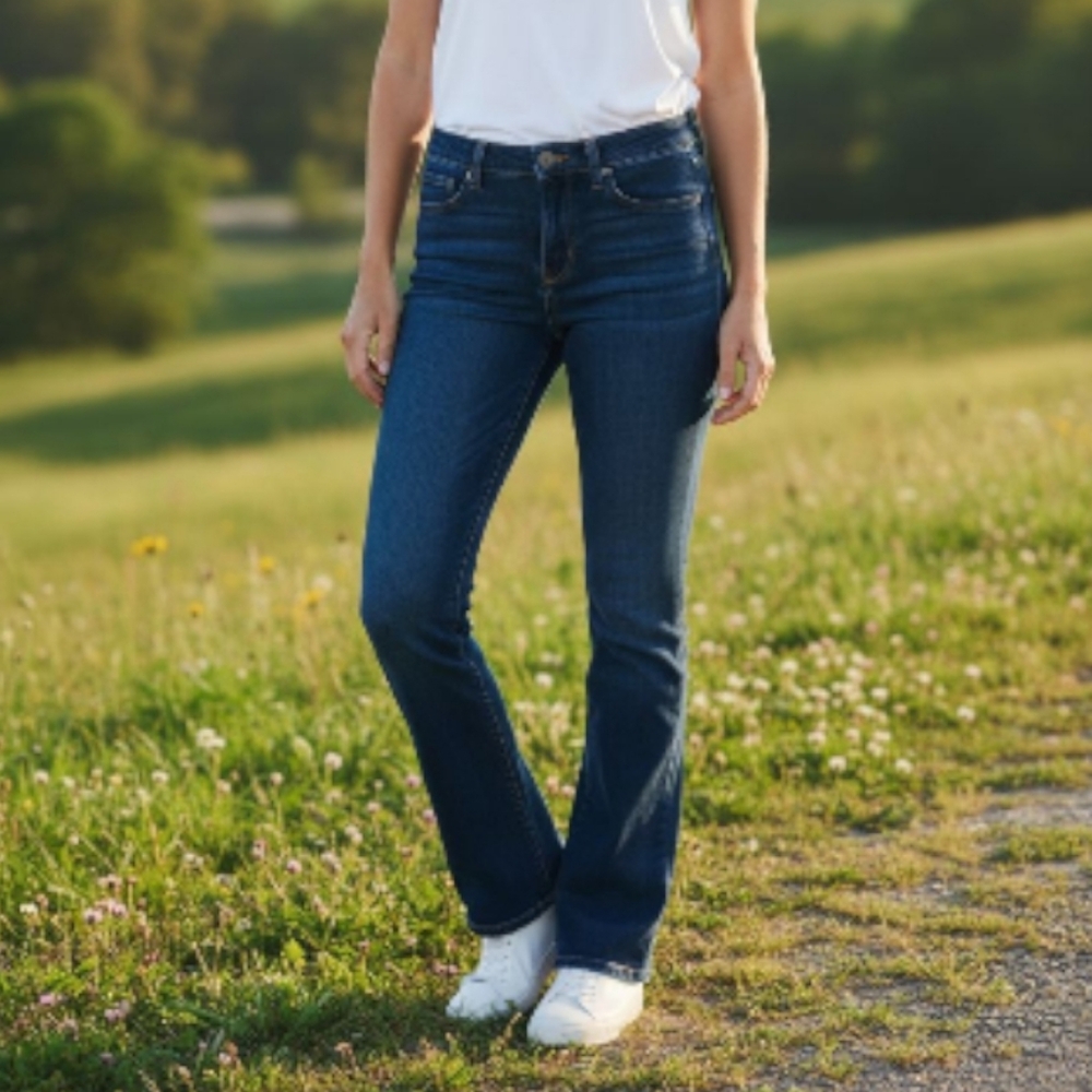 Patagonia Women's Dark Blue Denim Bootcut Low Rise Jeans
